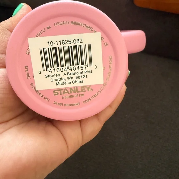 Stanley Quencher H2.0 30oz Flowstate Quencher Tumbler - Sizzling Pink Rare NEW - Picture 3 of 5